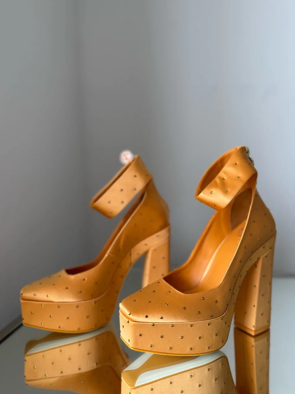 New Jimmy CHOO Sailor Moon Venus Platform 140 Orange Platform Pumps Crystals
